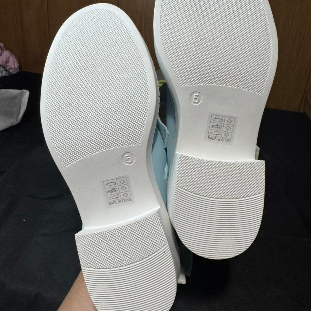 Koi Baby blue Mary Jane shoes BRAND NEW Size 5 - Picture 5 of 6